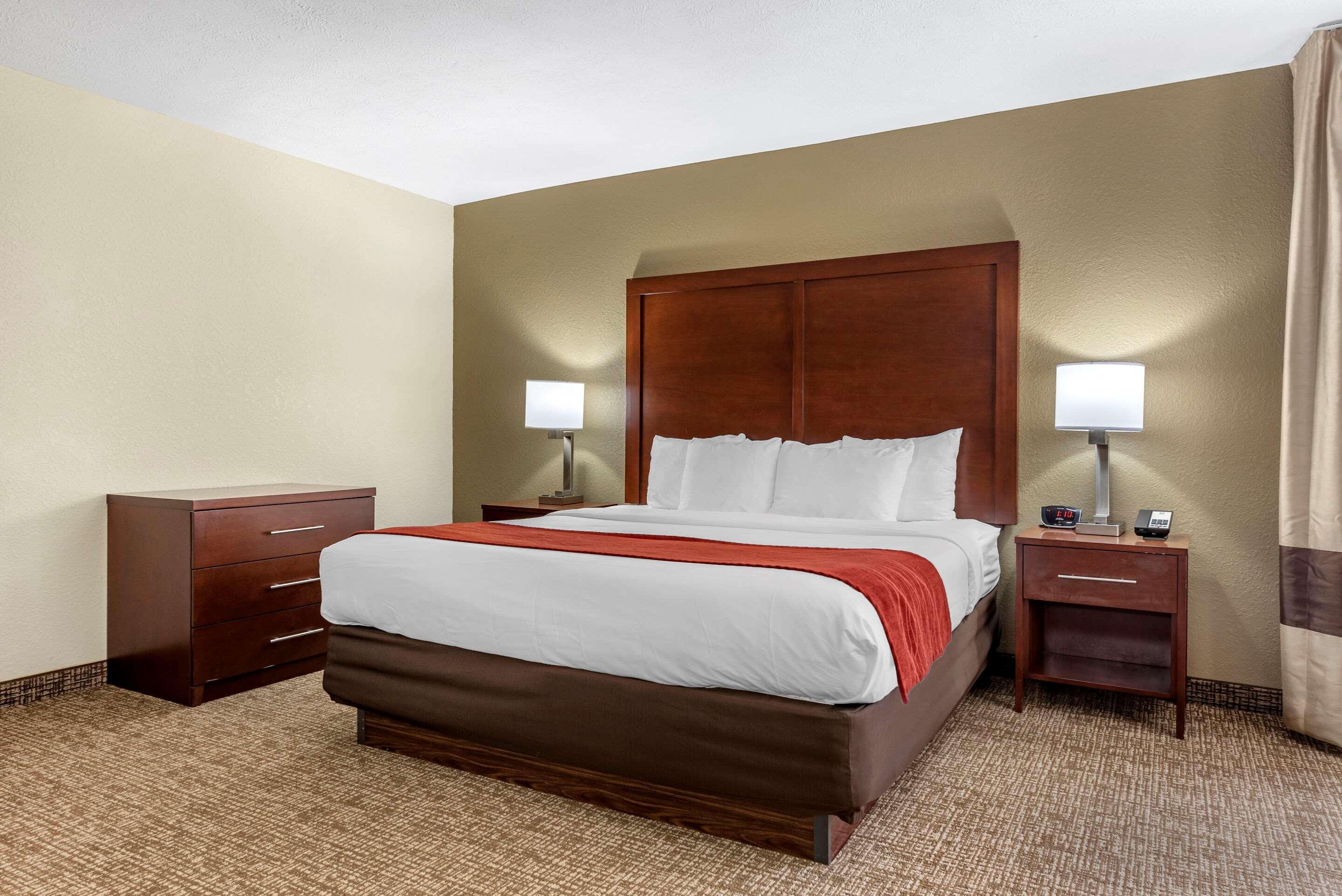 Comfort Inn & Suites Cincinnati Eastgate Eksteriør bilde