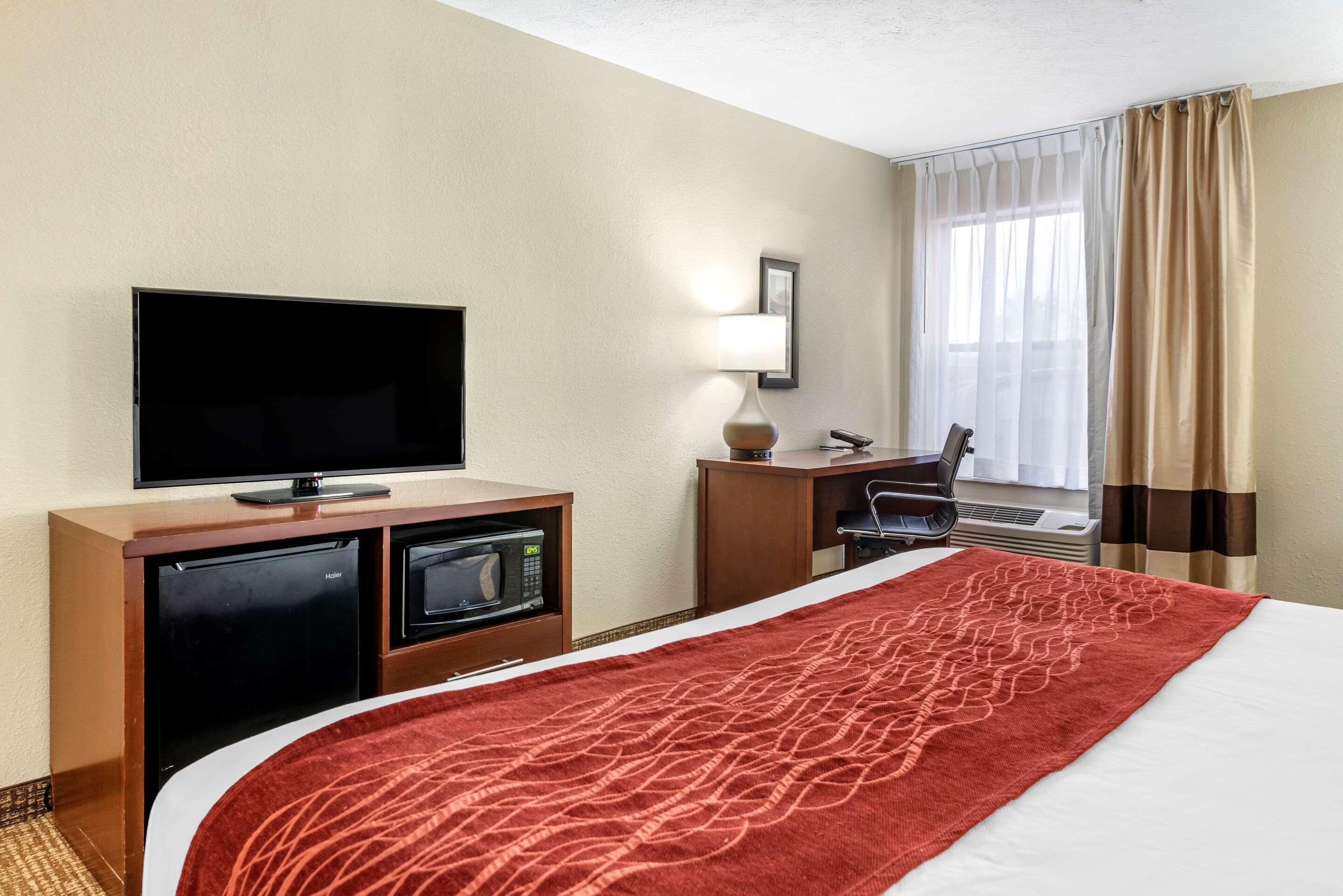 Comfort Inn & Suites Cincinnati Eastgate Eksteriør bilde