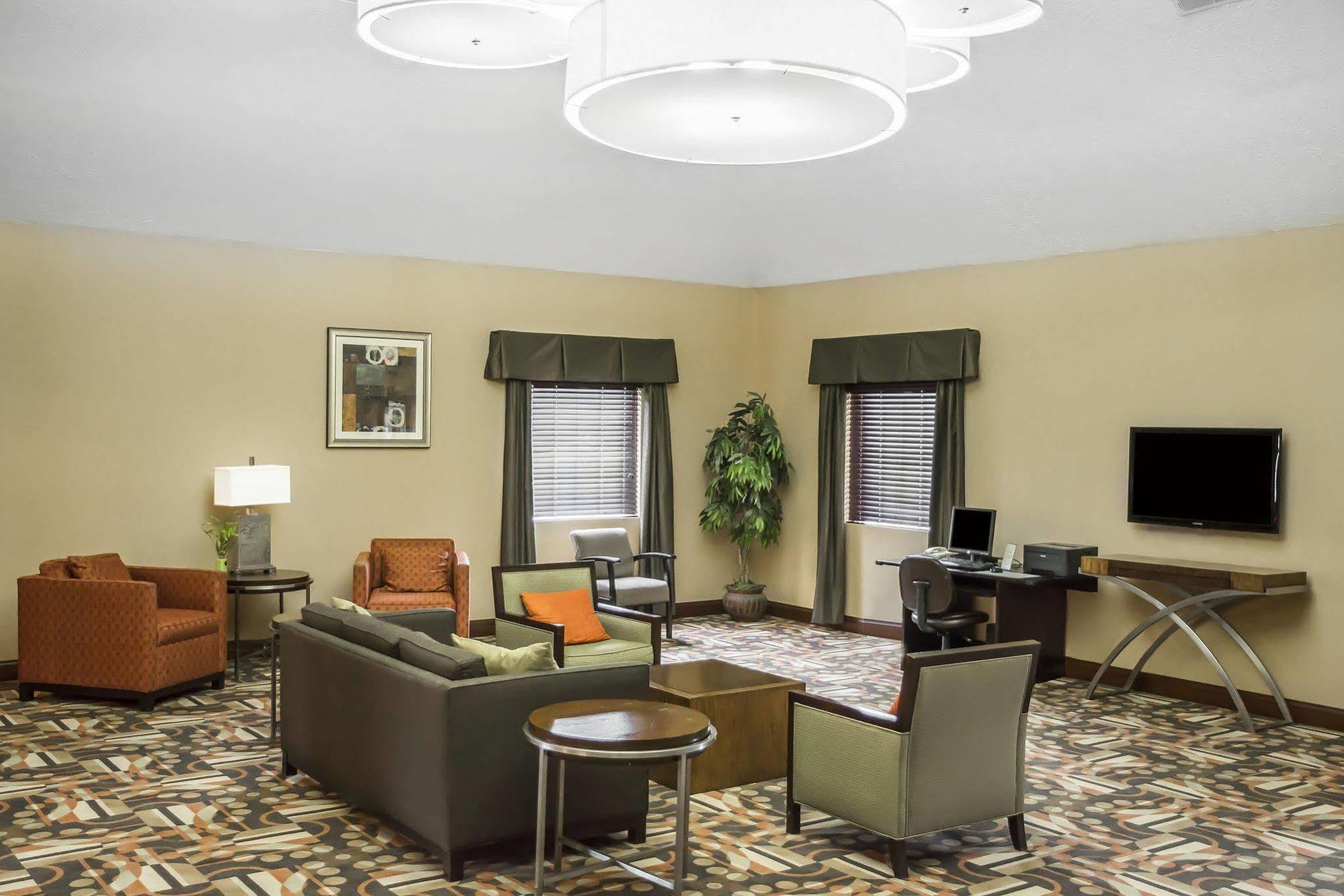 Comfort Inn & Suites Cincinnati Eastgate Eksteriør bilde
