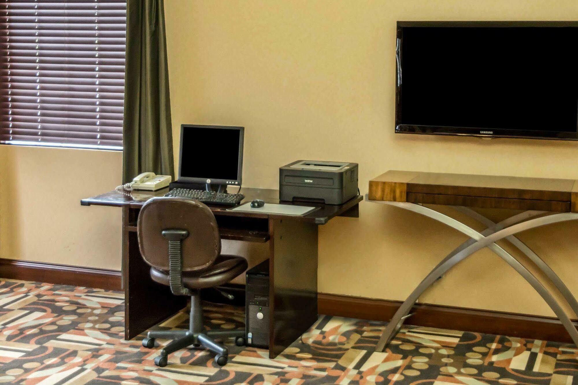 Comfort Inn & Suites Cincinnati Eastgate Eksteriør bilde